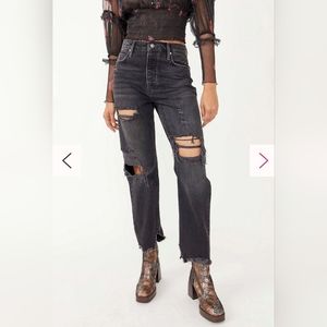 Free People Black Tapered Baggy Boyfriend Jeans; Size 24